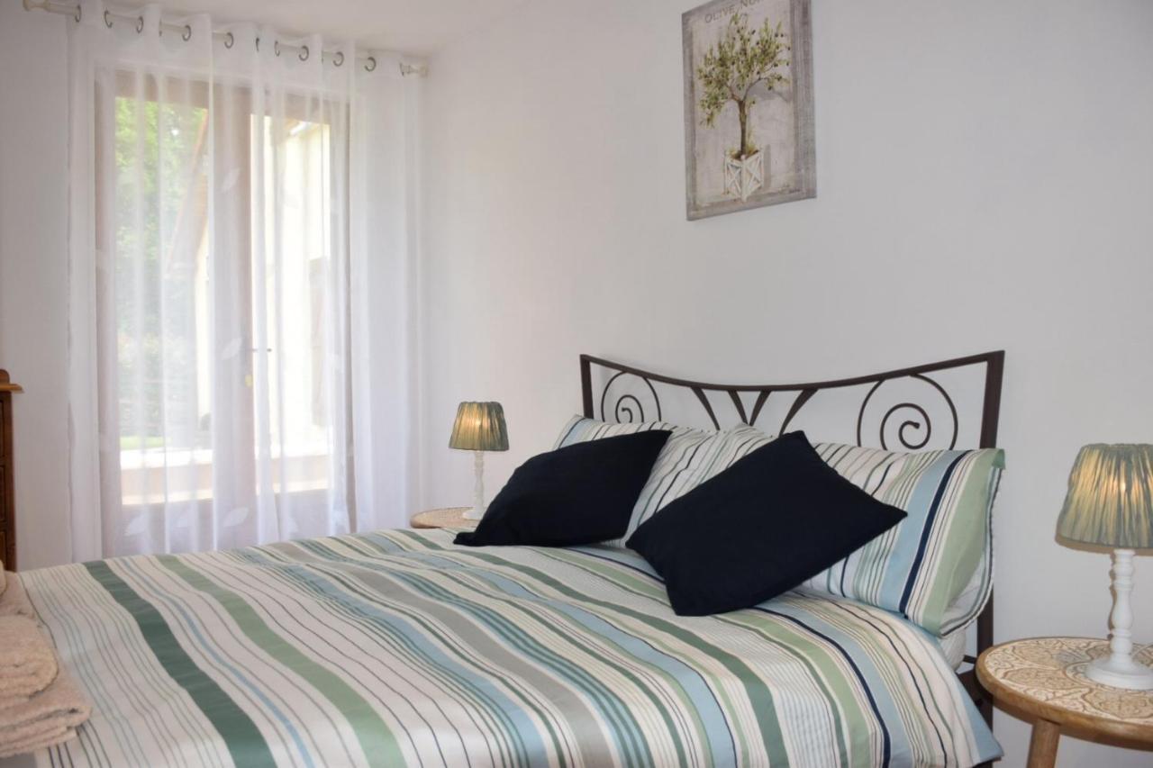 Bed and Breakfast Libellule Coussac-Bonneval Esterno foto