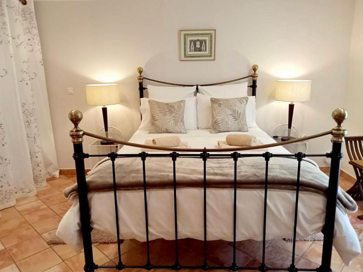 Bed and Breakfast Libellule Coussac-Bonneval Esterno foto