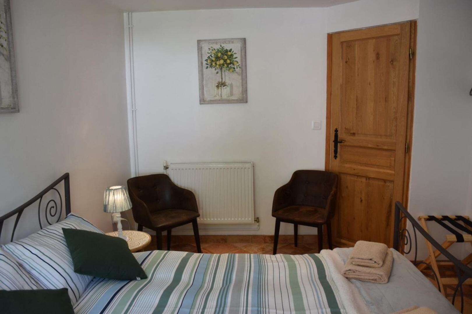 Bed and Breakfast Libellule Coussac-Bonneval Esterno foto